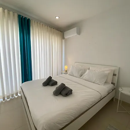 Appartement St Julians SEAFRONT Apartment San Ġiljan