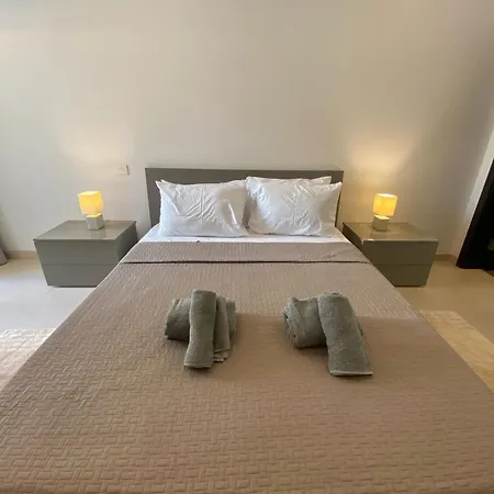 St Julians SEAFRONT Apartment